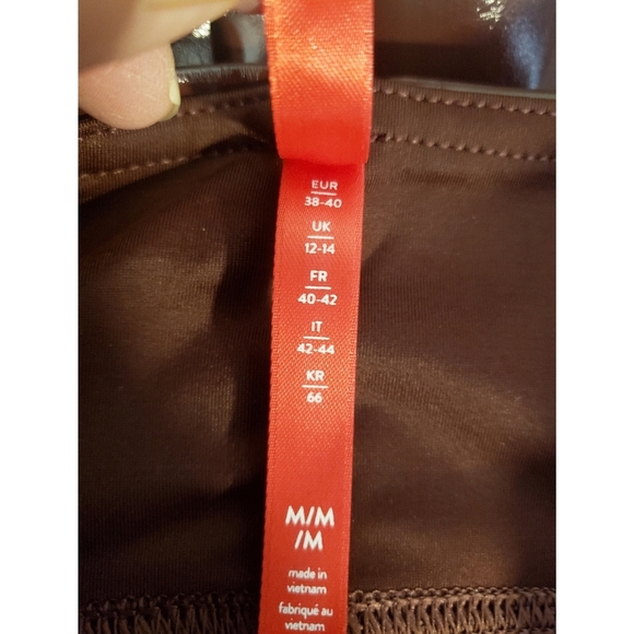 SPANX Leggings Faux Vegan Patent Leather Womens Ruby M L Hidden Waistband New - Picture 13 of 16